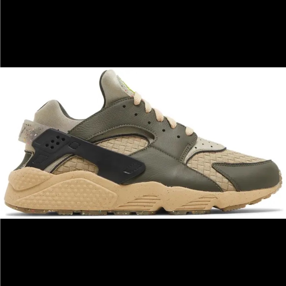 Nike Air Huarache sneakers in color crater premium cargo khaki